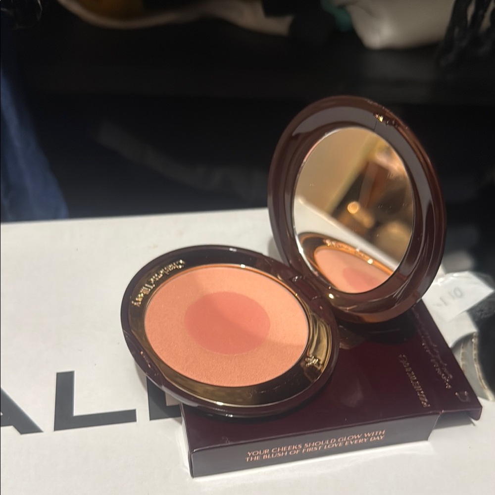 Charlotte Tilbury Orange Blush Compact Smooth Matte Finish